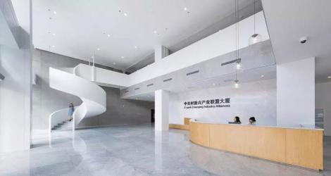 成都海倫天麓銷售中心，東方優(yōu)雅與現(xiàn)代融合的空間縮影！